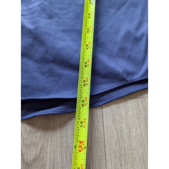 L.L.Bean Mens Wrinkle Resistant Navy Button-Down Shirt XL-REG 100% Cotton - Picture 4 of 5